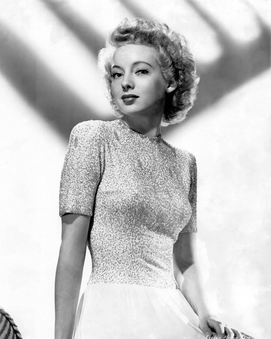 Evelyn Keyes, 1944.