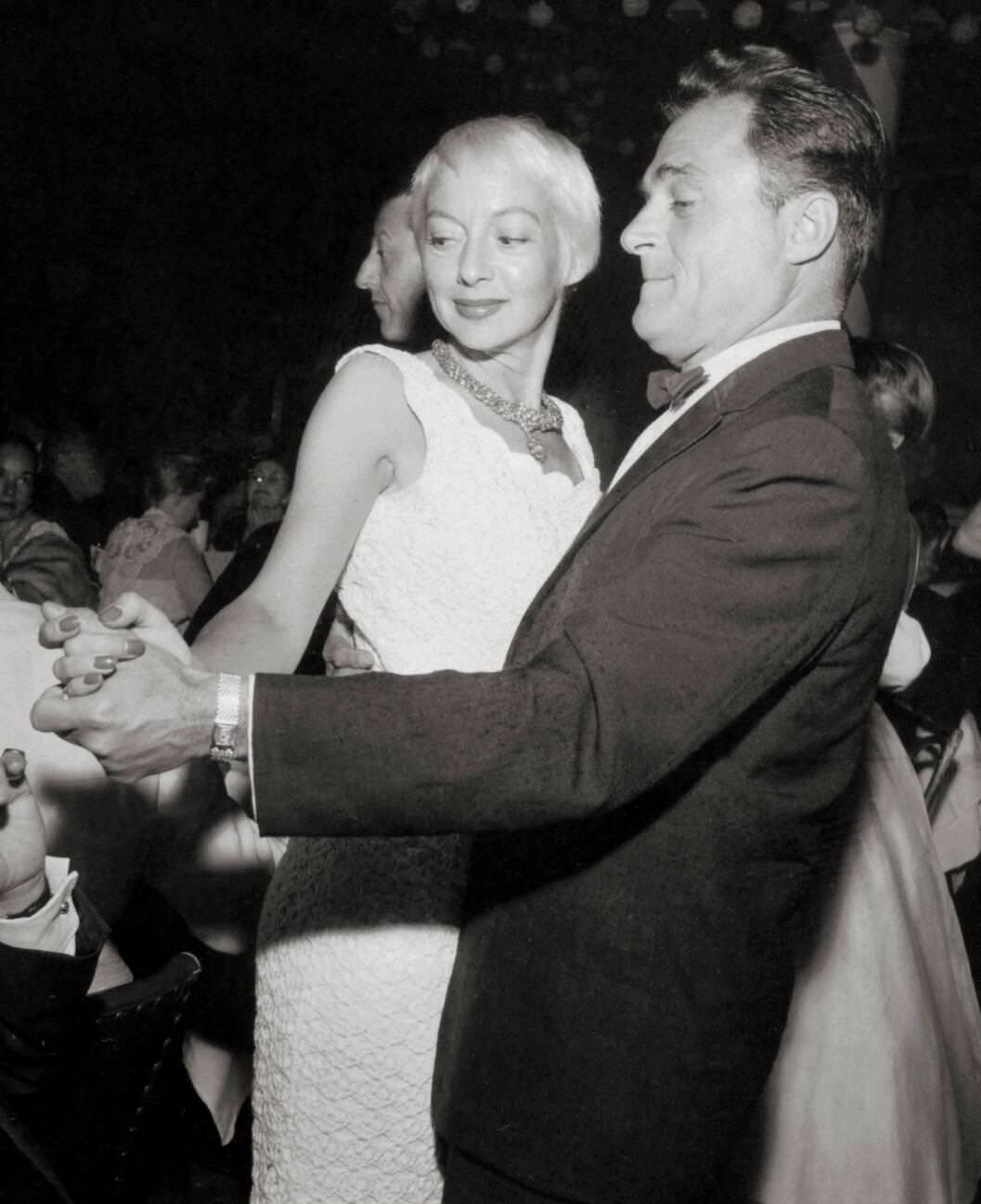 Evelyn Keyes And Mike Todd, December 23, 2002.