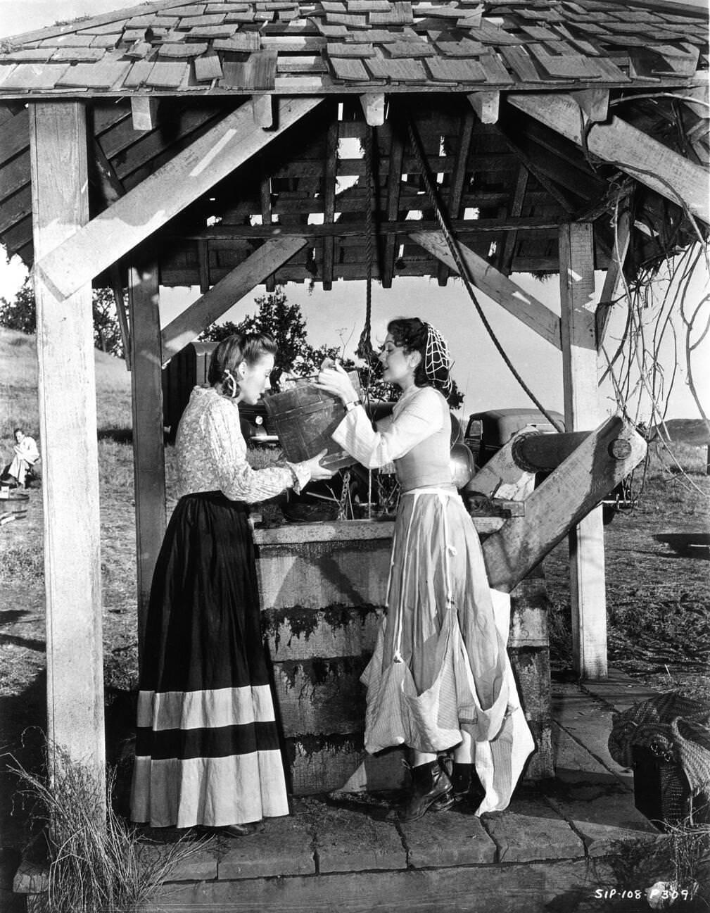 Evelyn Keyes And Ann Rutherford On-Set Of 'Gone With The Wind', 1939.