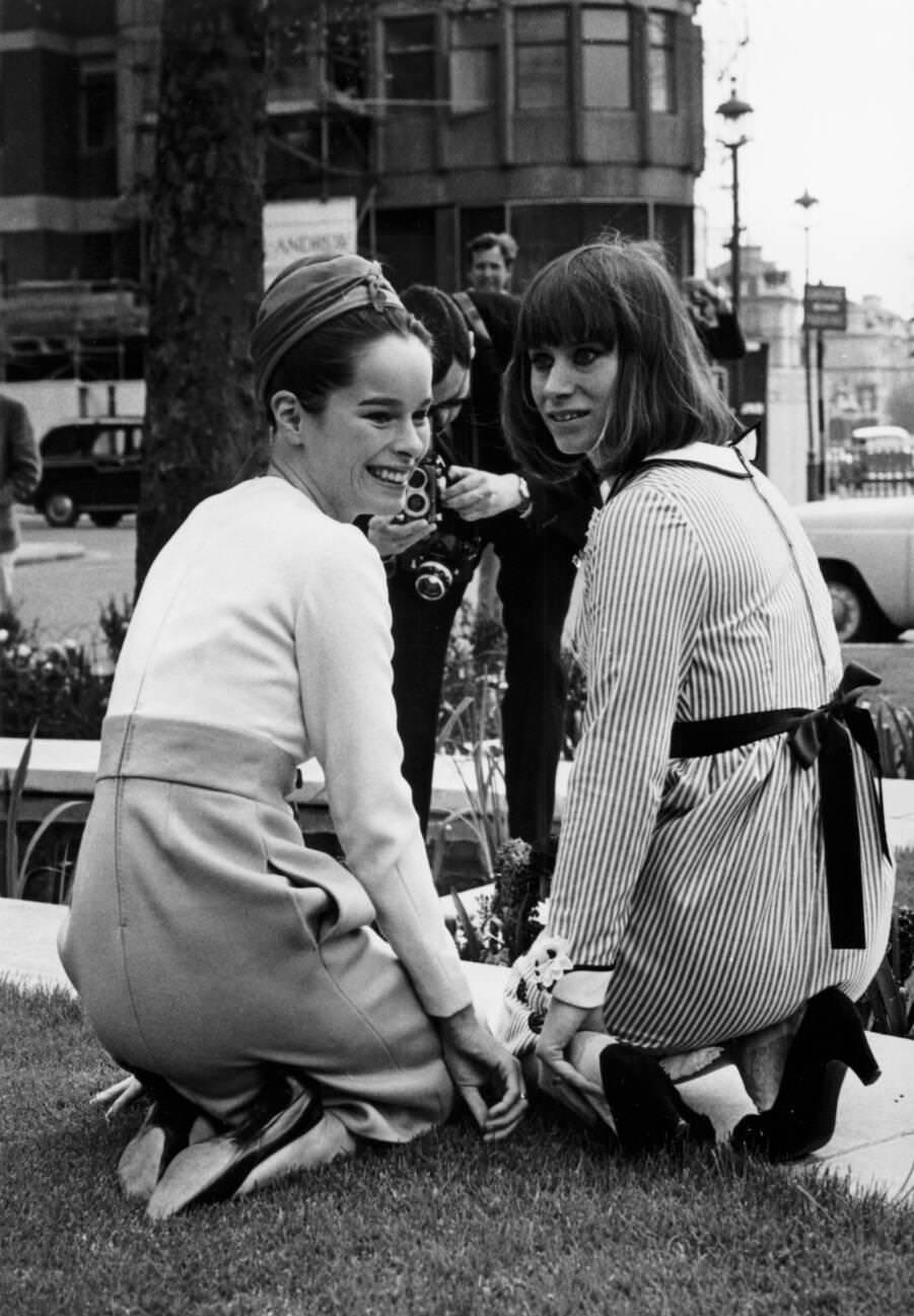 Geraldine Chaplin And Rita Tushingham In Park Lane, 1966.