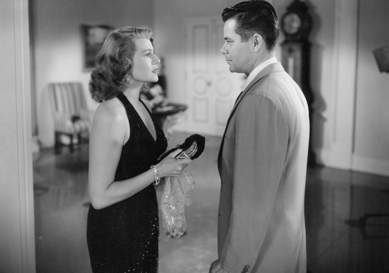 Rita Hayworth Talks To Glenn Ford In 'Affair In Trinidad', 1952.