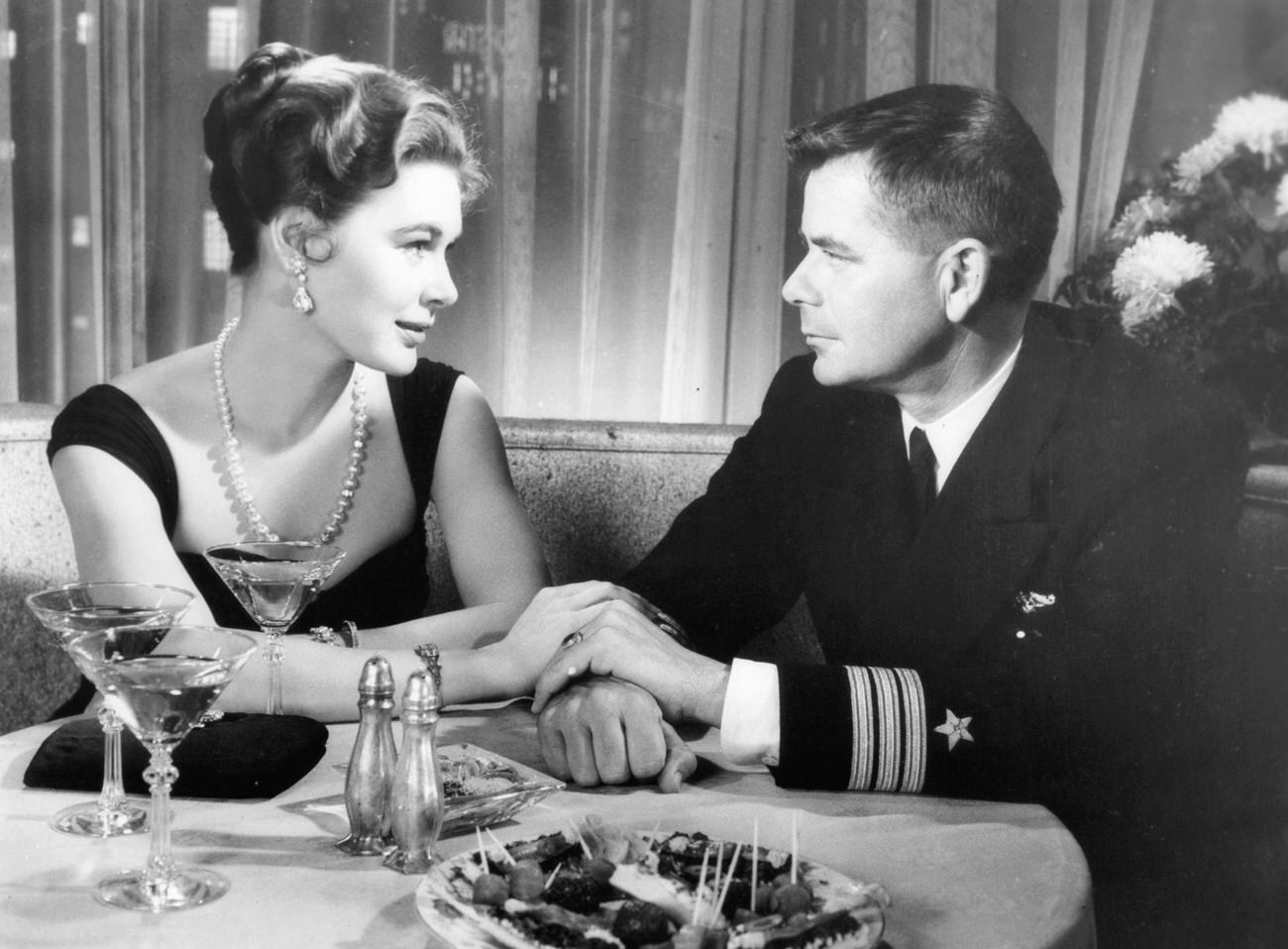 Diane Brewster And Glenn Ford In 'Torpedo Run', 1958.