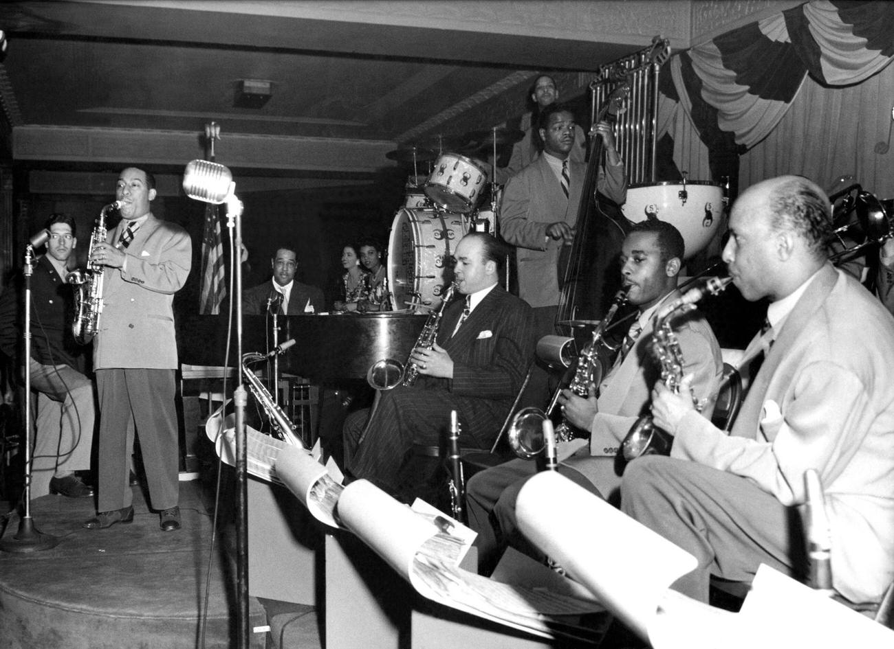 Duke Ellington Orchestra'S Club Date In 1945, Featuring Johnny Hodges, Duke Ellington, Al Sears, Jimmy Hamilton, Otto Hardwich, Junior Raglin, And Sonny Greer.