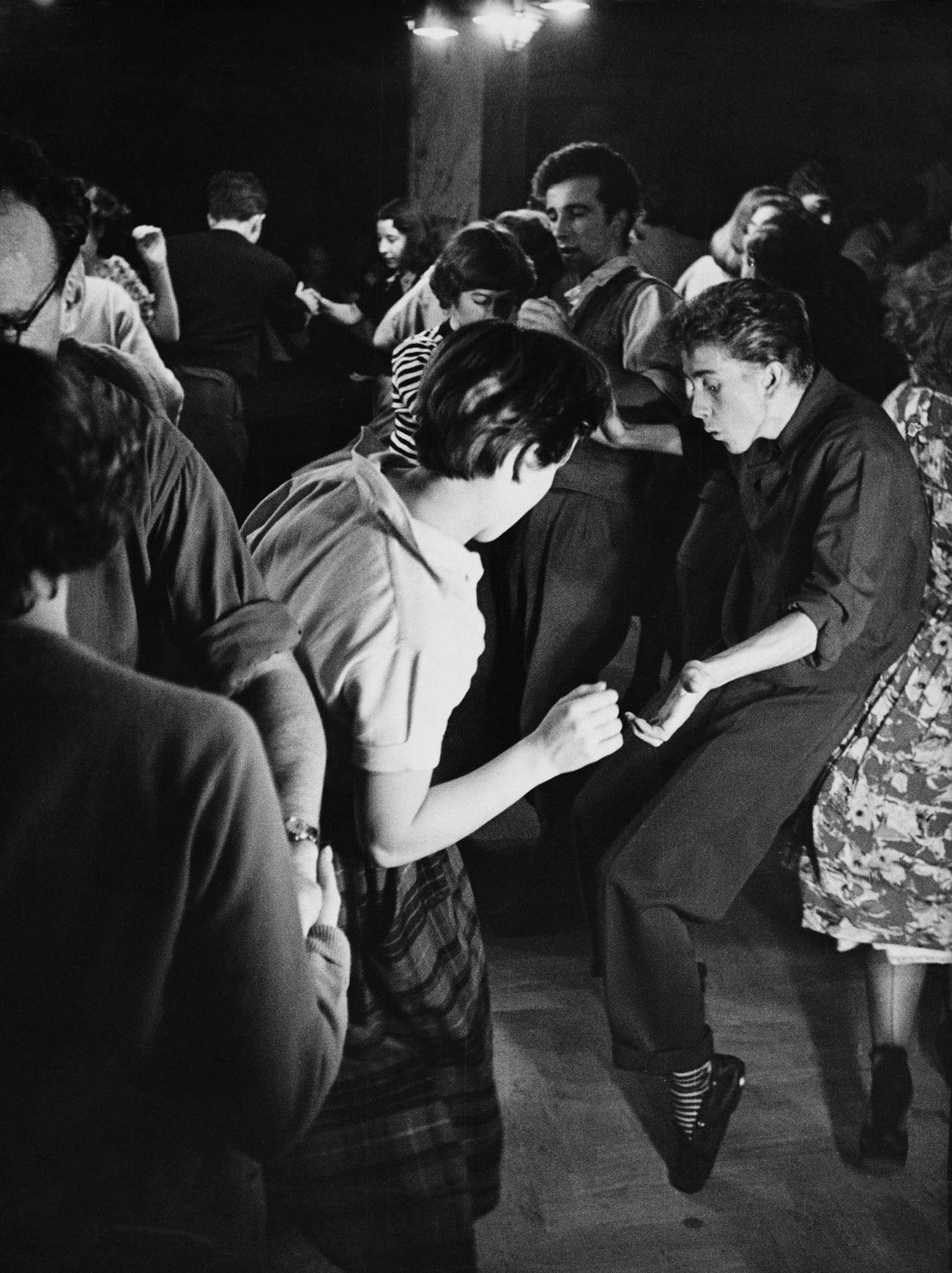 Partners Dancing At A Meeting Of The London Jazz Club At 100 Oxford Street, With Humphrey Lyttelton'S Band Providing 'New Orleans' Jazz, Circa 1946.