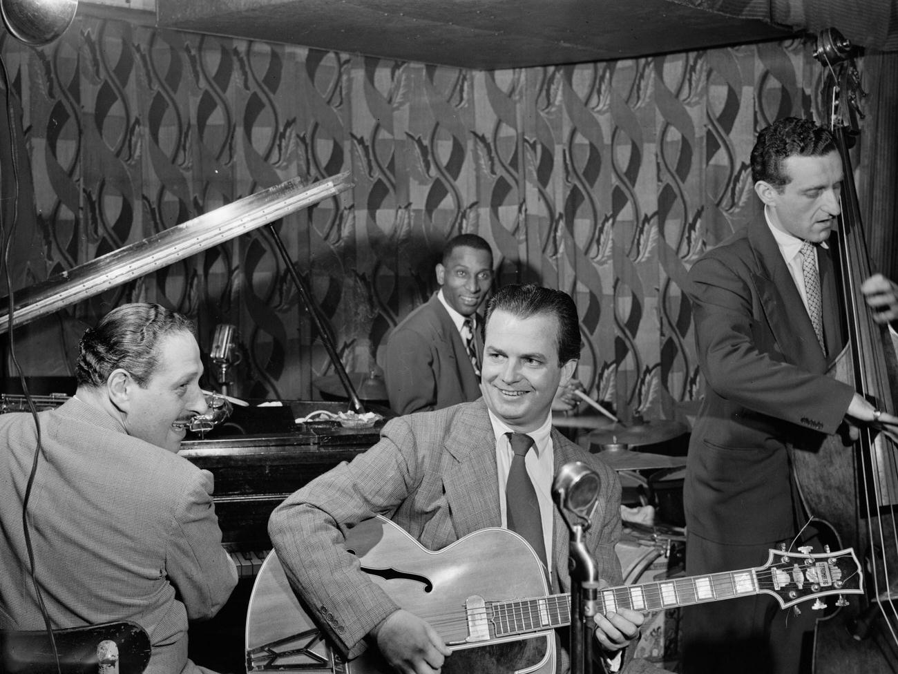 Mike Bryan, Sanford Gold, Cozy Cole, And Jack Lesberg At The Famous Door, 1947.