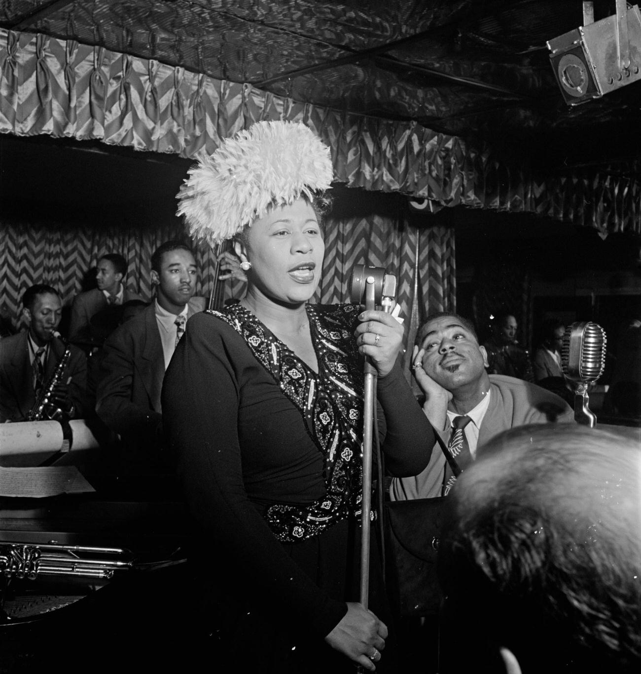 Ella Fitzgerald, Dizy Gillespie, Ray Brown, Milt (Milton) Jackson, And Timmie Rosenkrantz At Downbeat, New York, 1947.