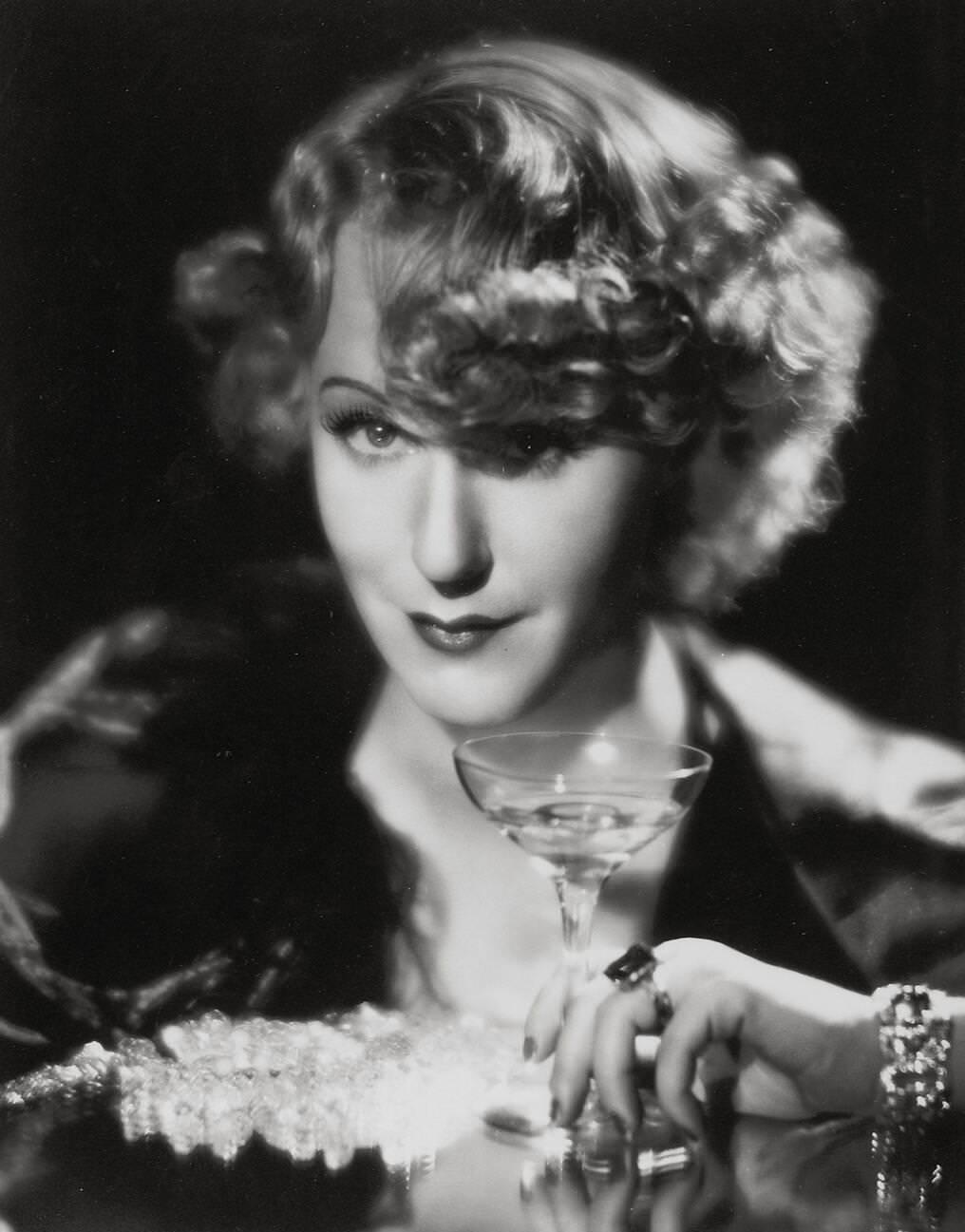 Beautiful Grace Moore.