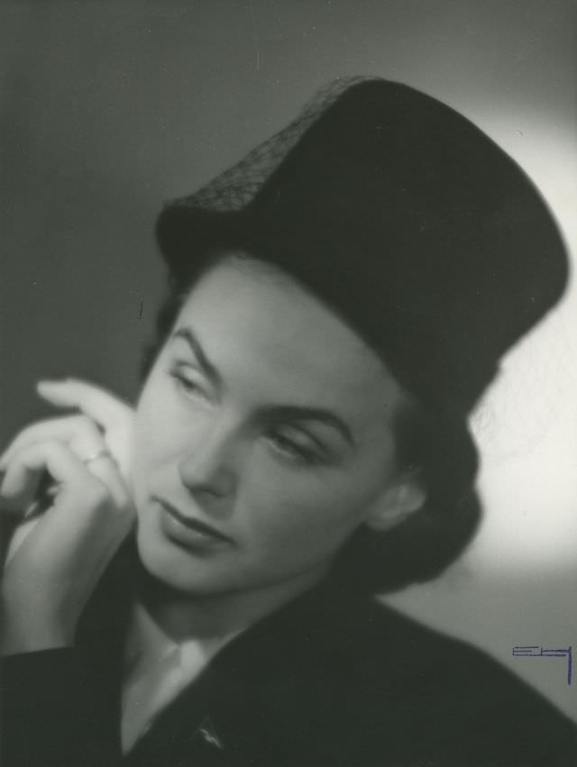 Life Story And Fabulous Photos Of Hjördis Genberg That Celebrate Her Iconic Legacy