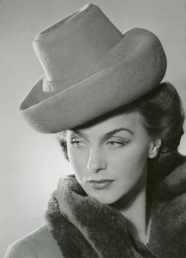 Life Story And Fabulous Photos Of Hjördis Genberg That Celebrate Her Iconic Legacy