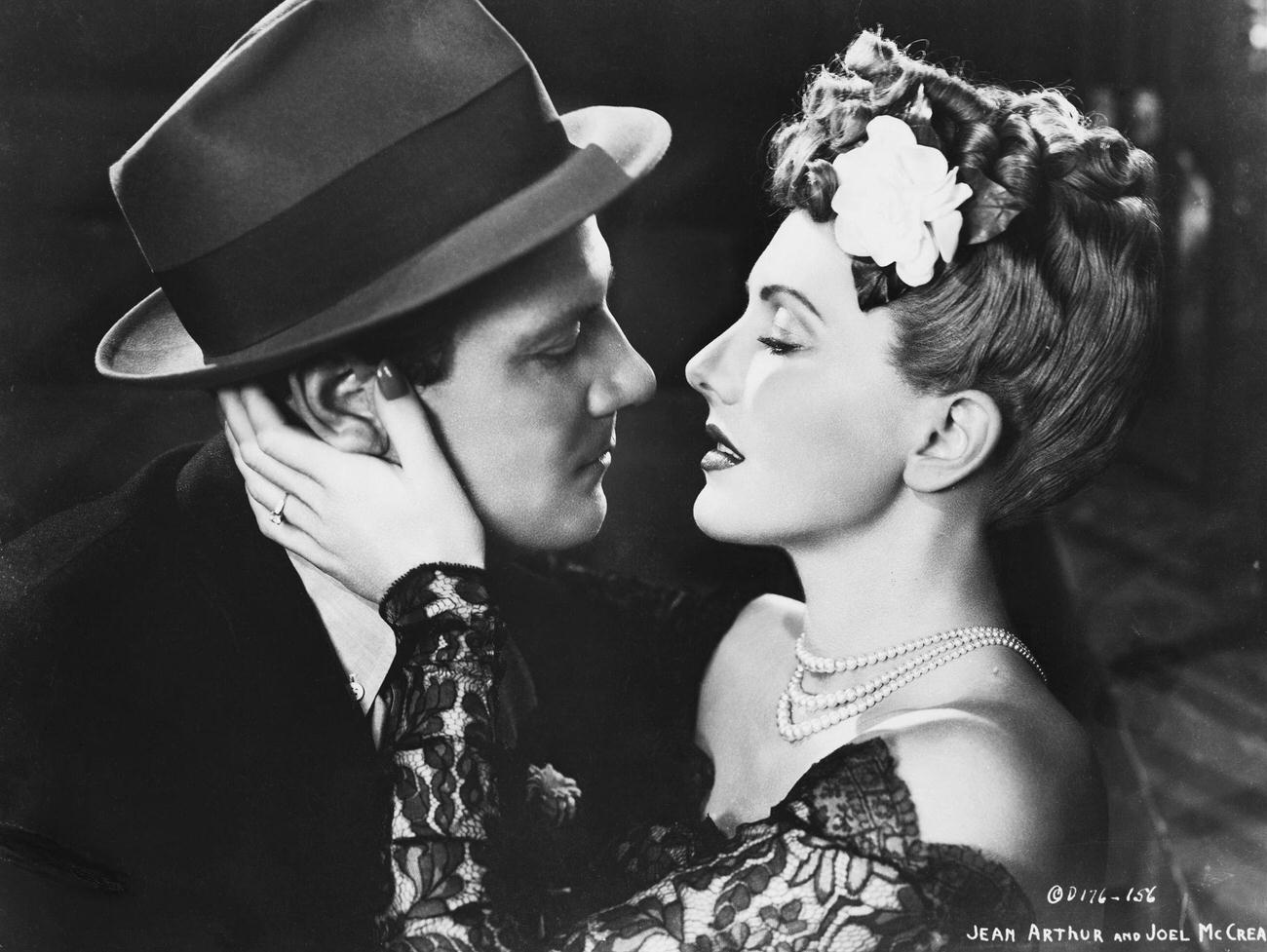 Joel Mccrea And Jean Arthur In 'The More The Merrier', 1943.