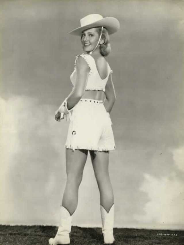 Jean Arthur Elegant Silver Screen Star