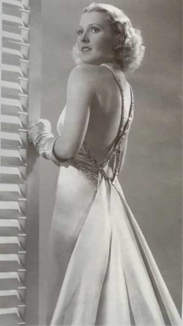 Timeless Charm Of A Young Jean Arthur In Beautiful And Seductive Photos