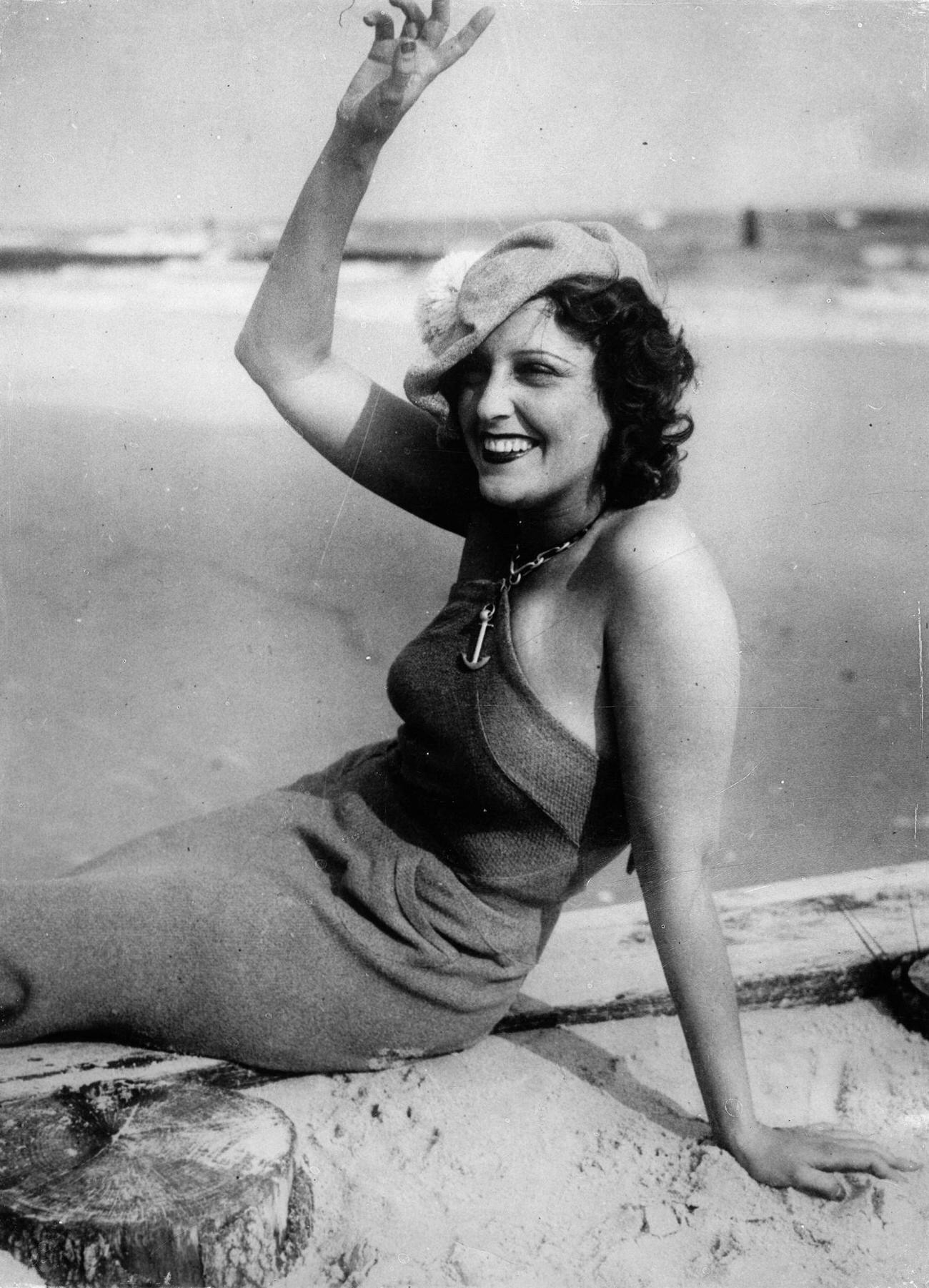Jeanette Macdonald At The Atlantica Beach Club, Long Beach, August 12, 1933.