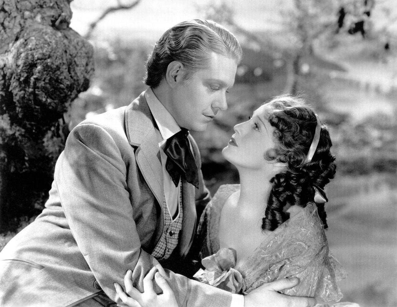 Jeanette Macdonald And Nelson Eddy In 'Maytime'.