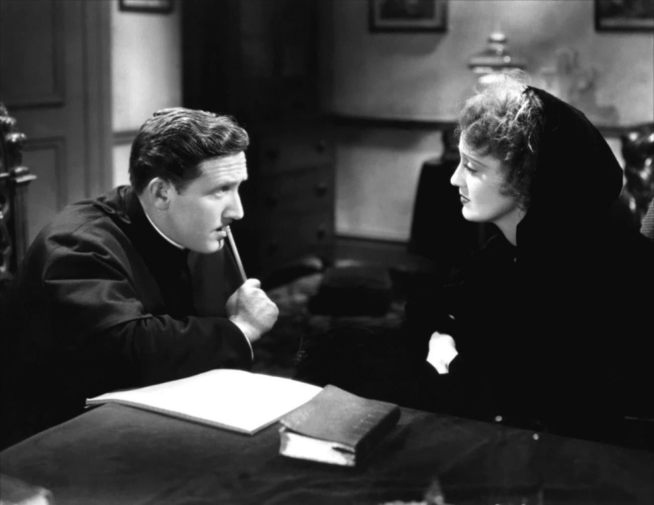 Jeanette Macdonald And Spencer Tracy In 'San Francisco'.
