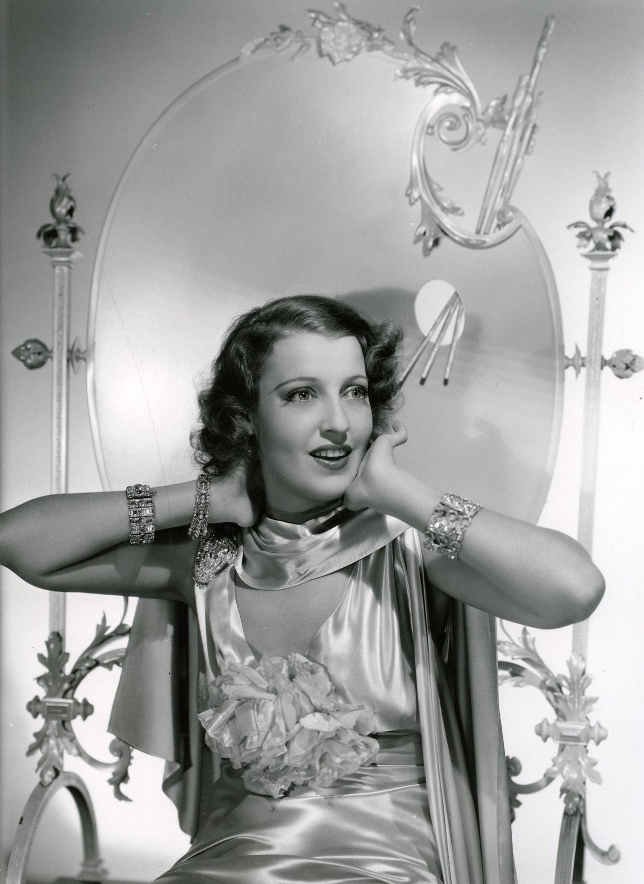 Jeanette Macdonald In A Publicity Shoot, Circa 1940.