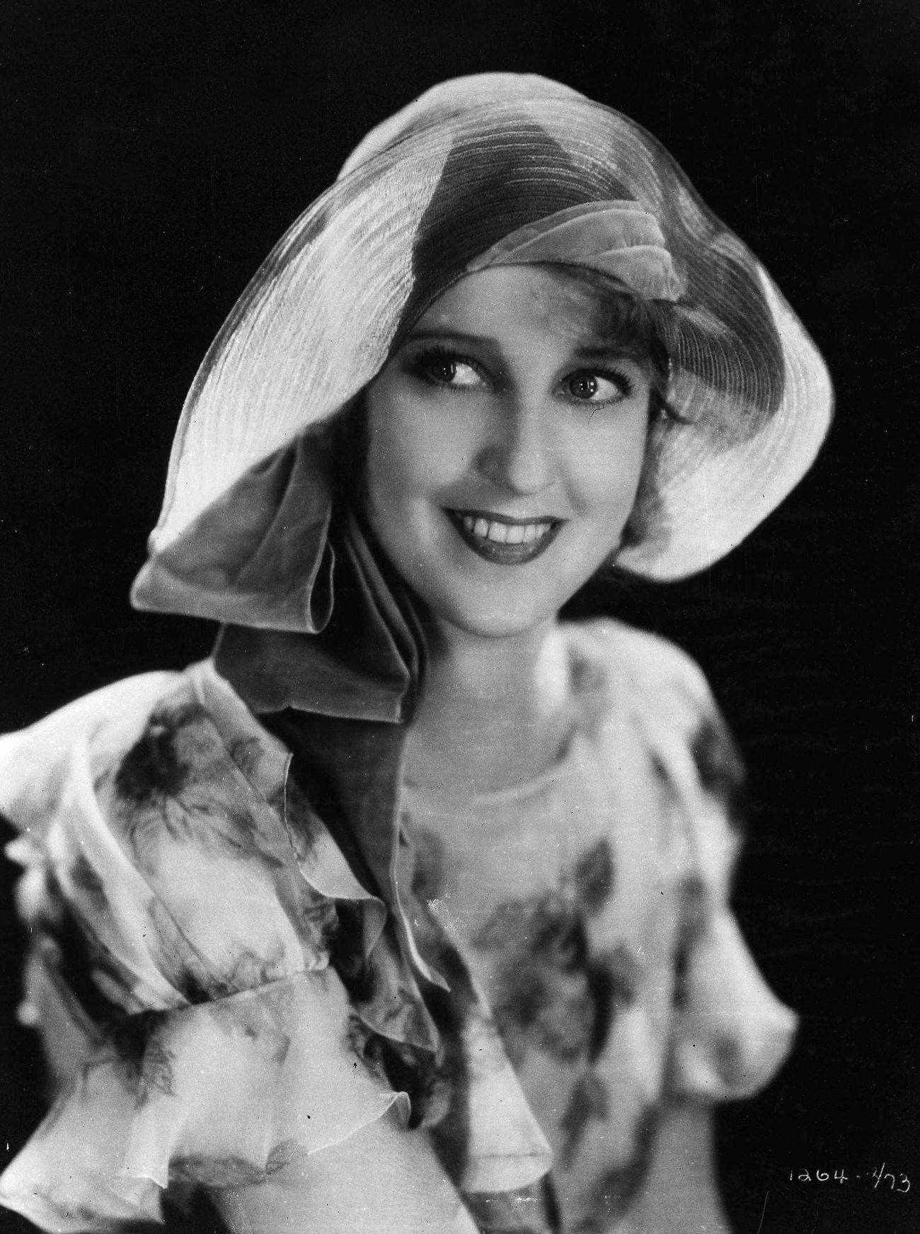 Jeanette Macdonald Smiling In London, England, February 20, 1931.