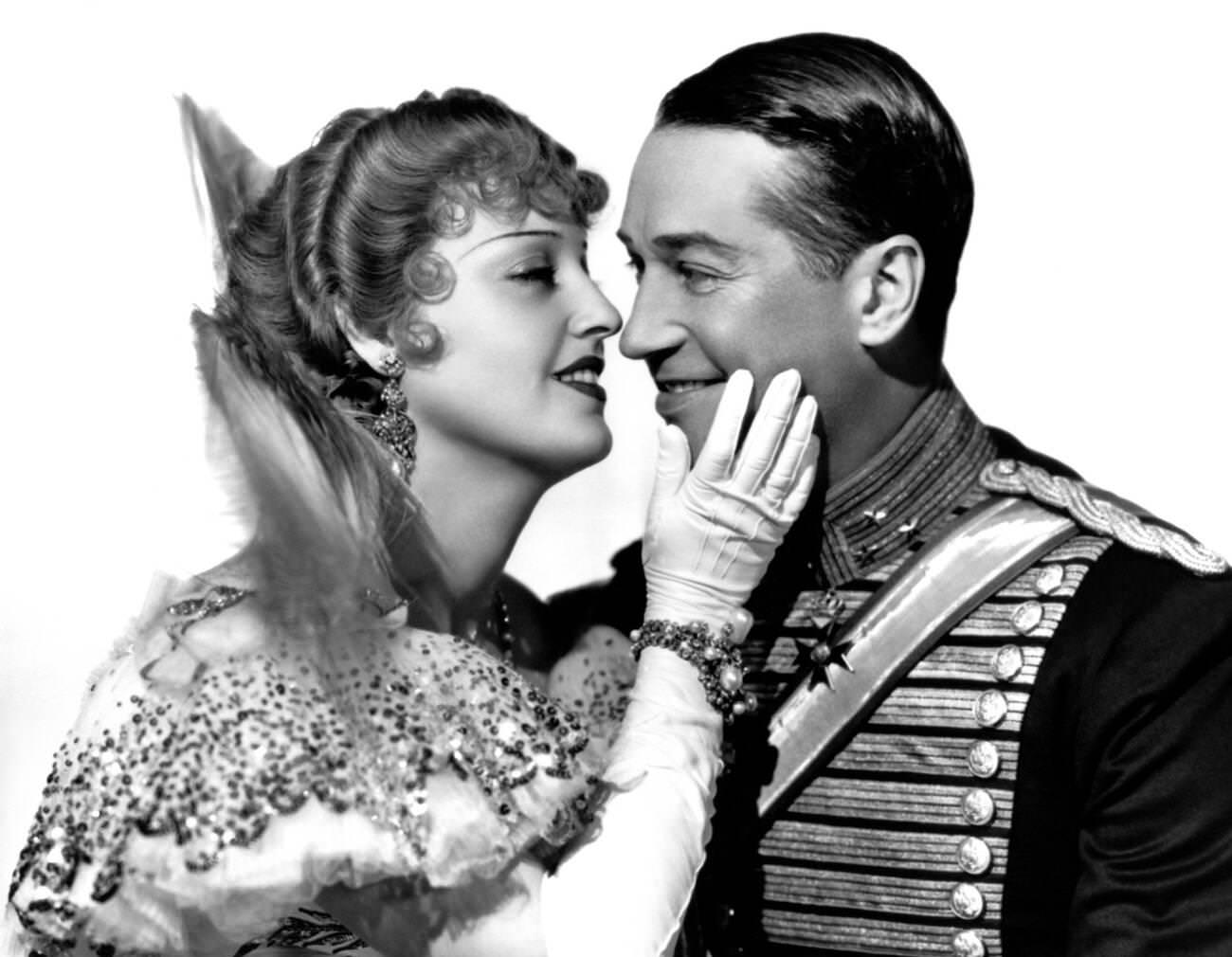 Maurice Chevalier And Jeanette Macdonald In 'The Merry Widow', 1934.