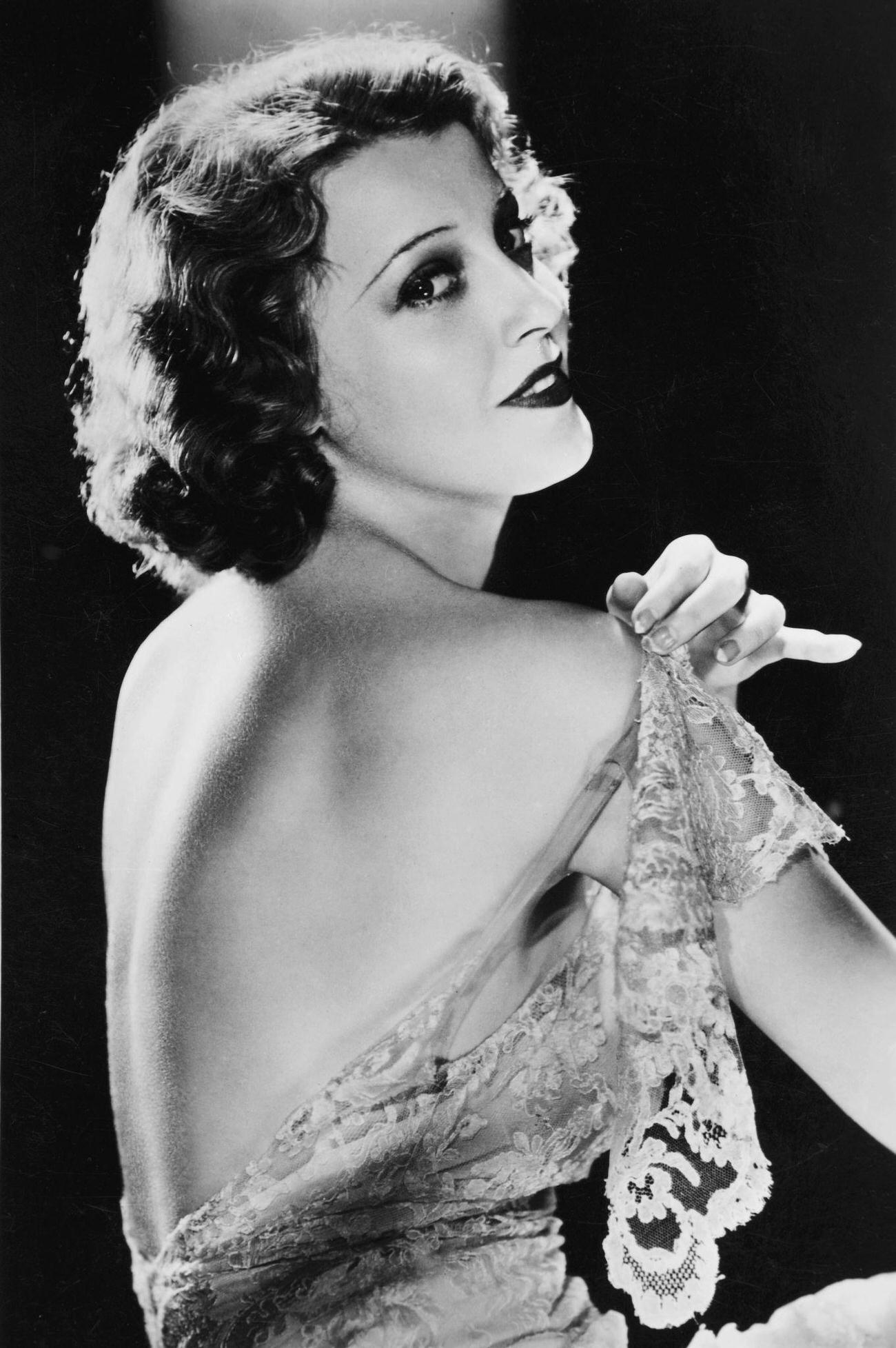 Jeanette Macdonald, Influential Soprano Of The 20Th Century, Pictured Circa 1940.