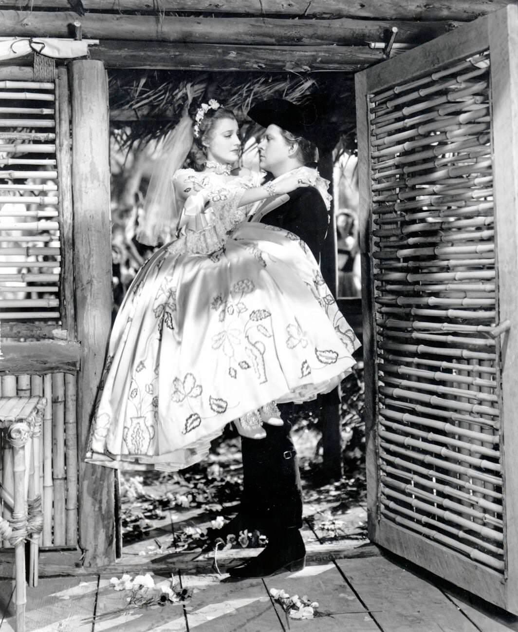 Jeanette Macdonald And Nelson Eddy In &Amp;Quot;New Moon&Amp;Quot;, 1940