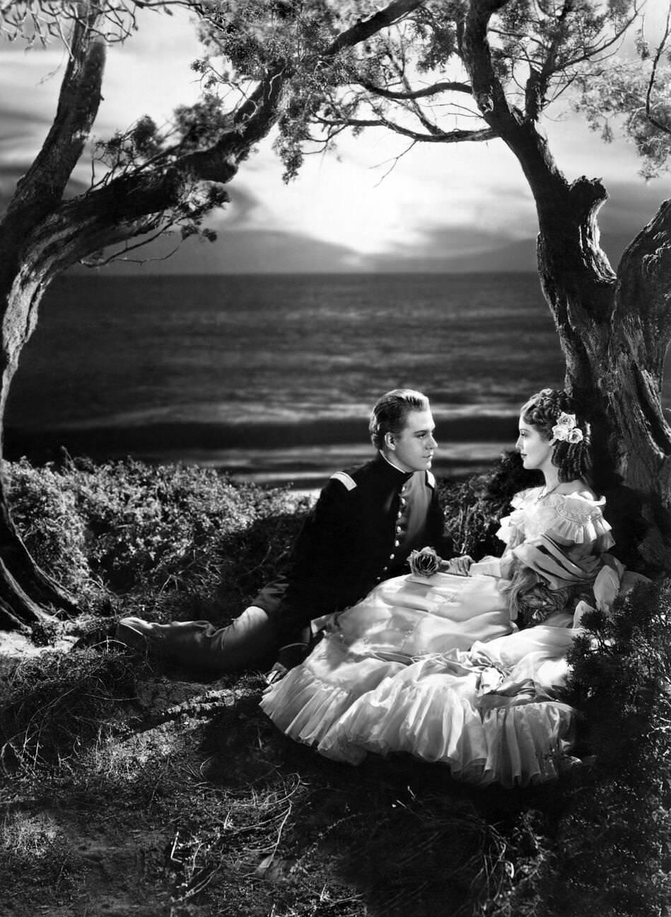 Nelson Eddy And Jeanette Macdonald In The 1938 Film &Amp;Quot;The Girl Of The Golden West.&Amp;Quot;