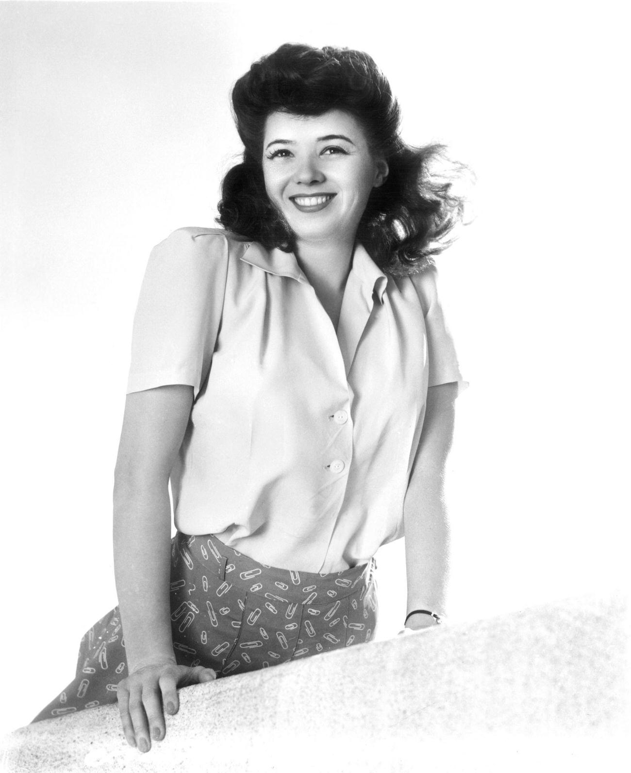 Jean Marie &Amp;Quot;Jeff&Amp;Quot; Donnell, Half-Length Publicity Portrait, Columbia Pictures, 1942.