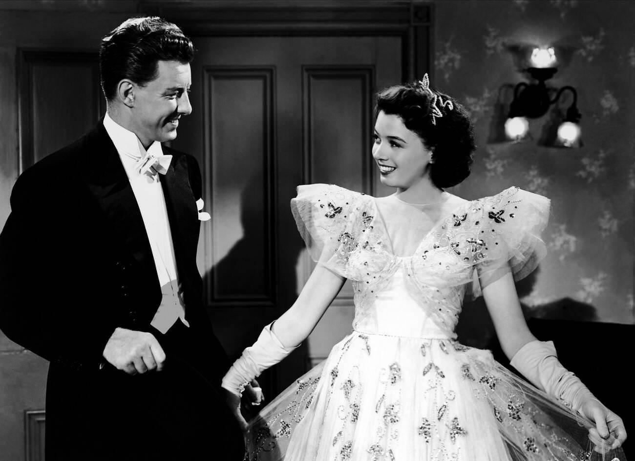 Frederick Brady And Jeff Donnell In 'Dancing In Manhattan', 1944.