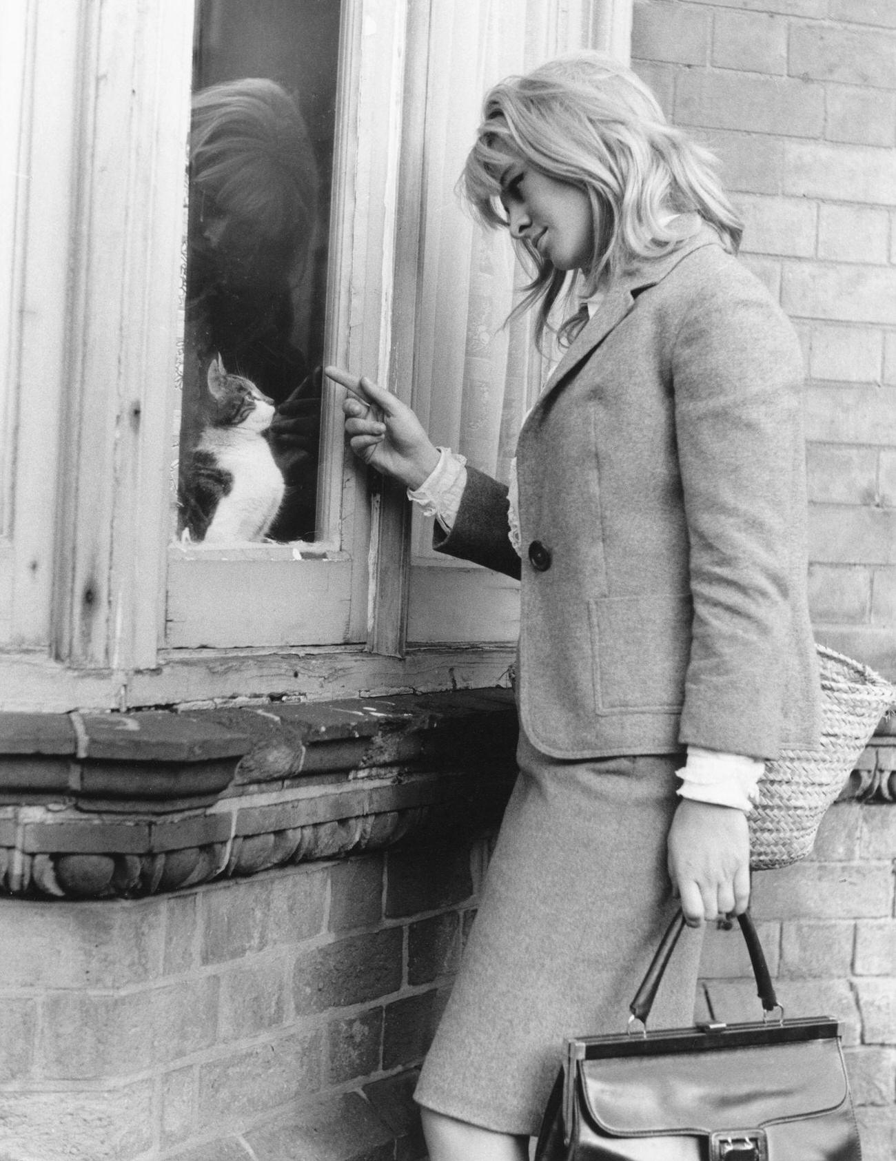 Julie Christie With A Cat In Birmingham, 1963.