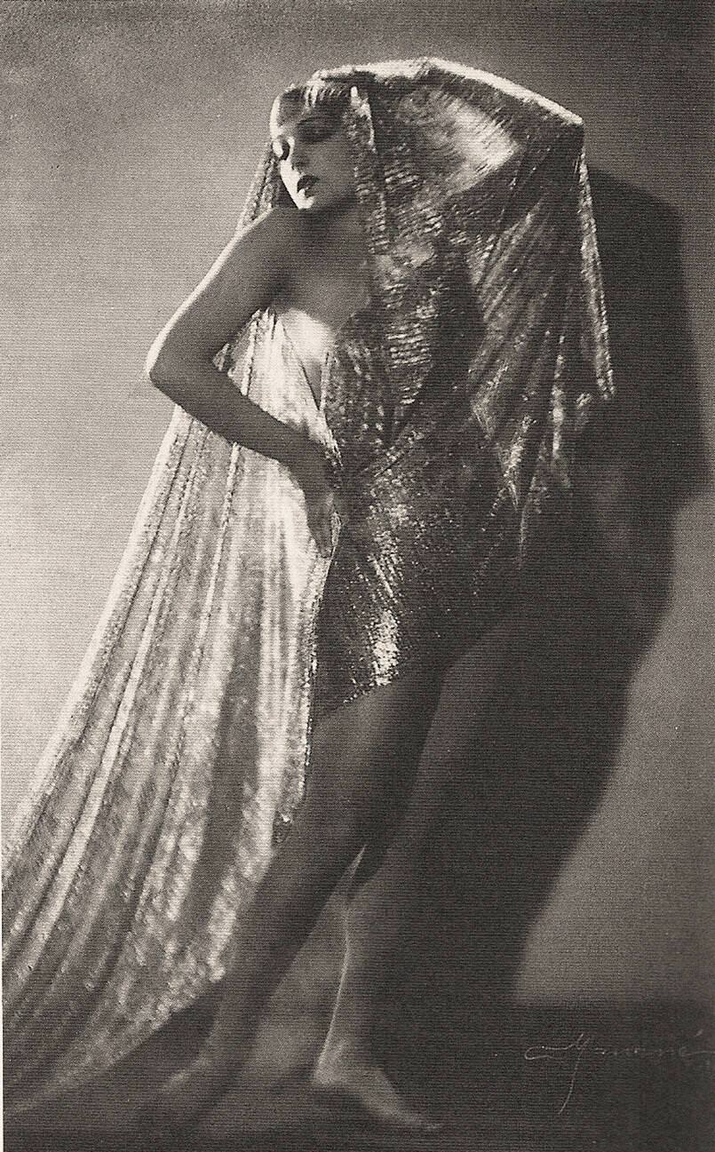 Lili Damita, 1929.