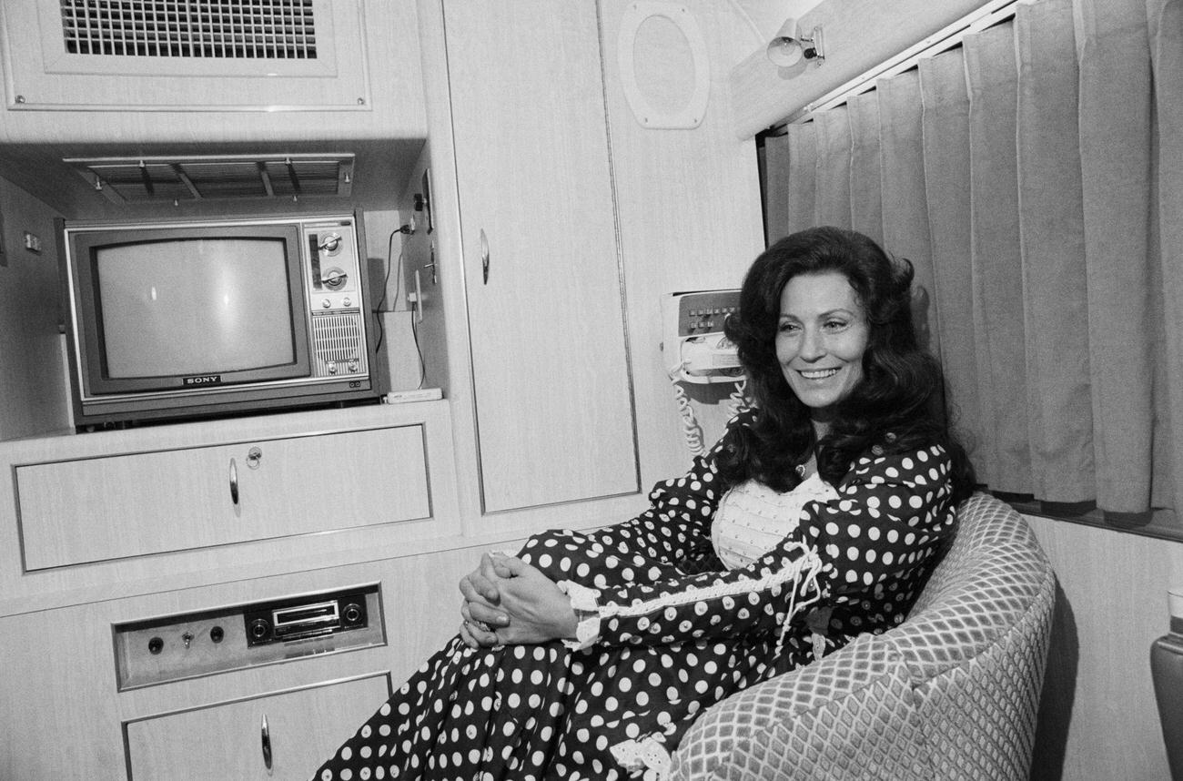 Loretta Lynn.