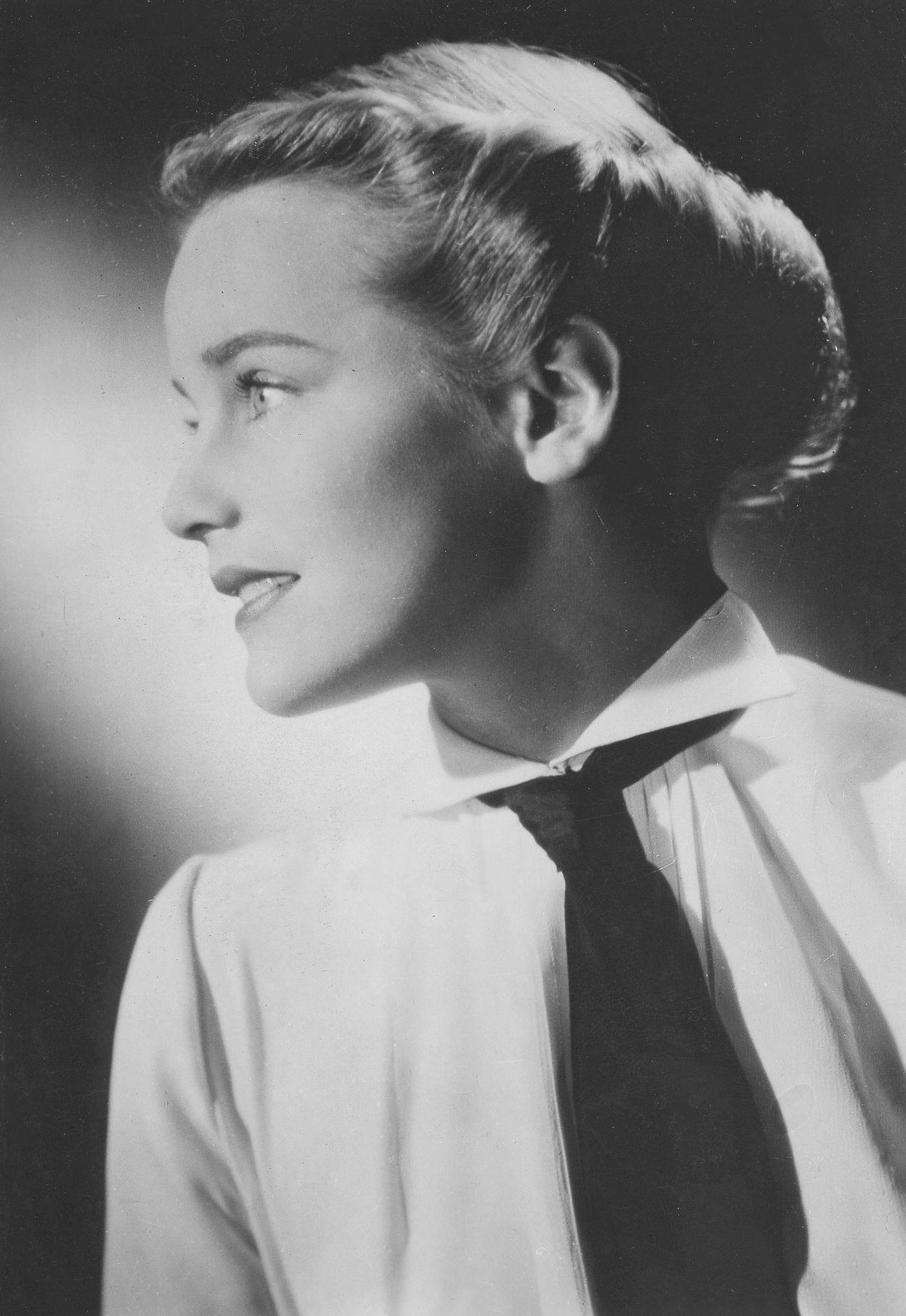 Maria Schell In A Scene From &Amp;Quot;Der Traeumende Mund&Amp;Quot;, West Germany, 1953.