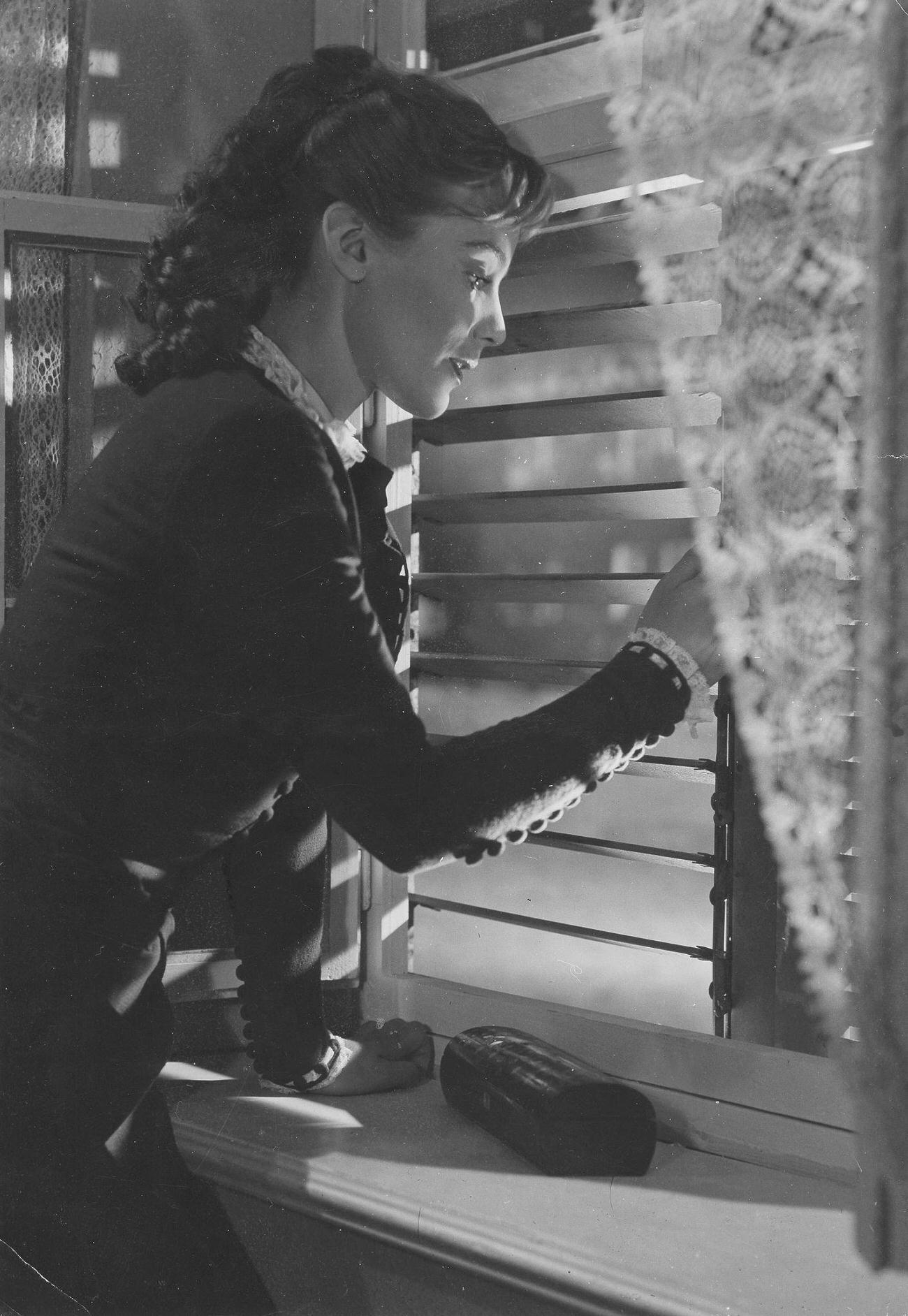 Maria Schell In A Scene From &Amp;Quot;Tagebuch Einer Verliebten&Amp;Quot; With Franco Andrey, West Germany, 1953.