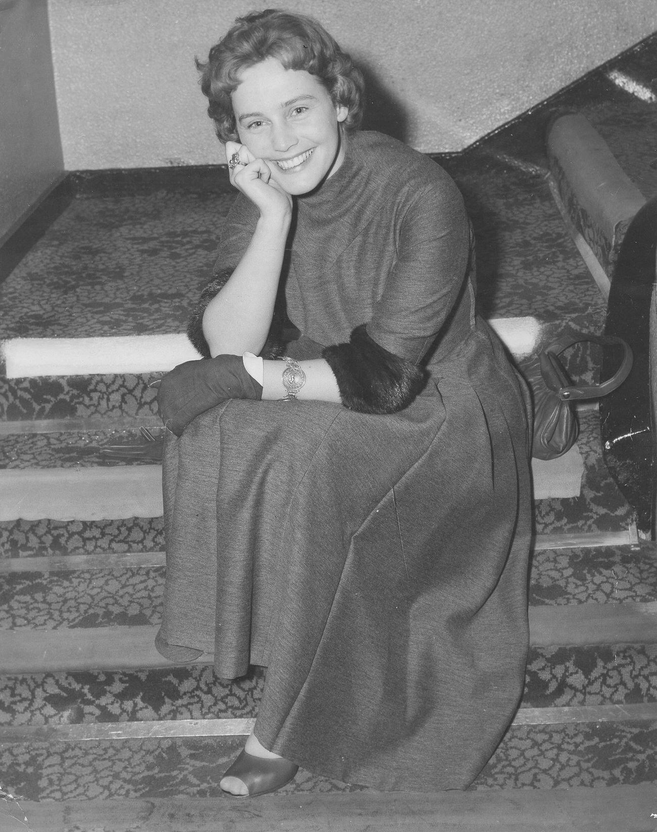 Maria Schell At The Caeo Poly Theatre, London, Waiting For Film Critics Of 'Die Letzte Brücke', 1955.