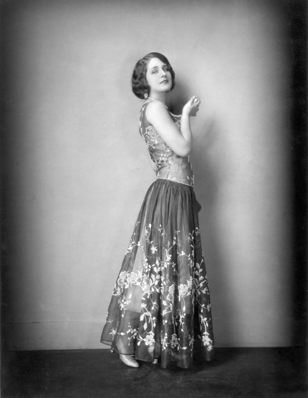 Norma Shearer In An &Amp;Quot;Old Spain&Amp;Quot;-Type Dress With Flame-Red French Veils, 1925.