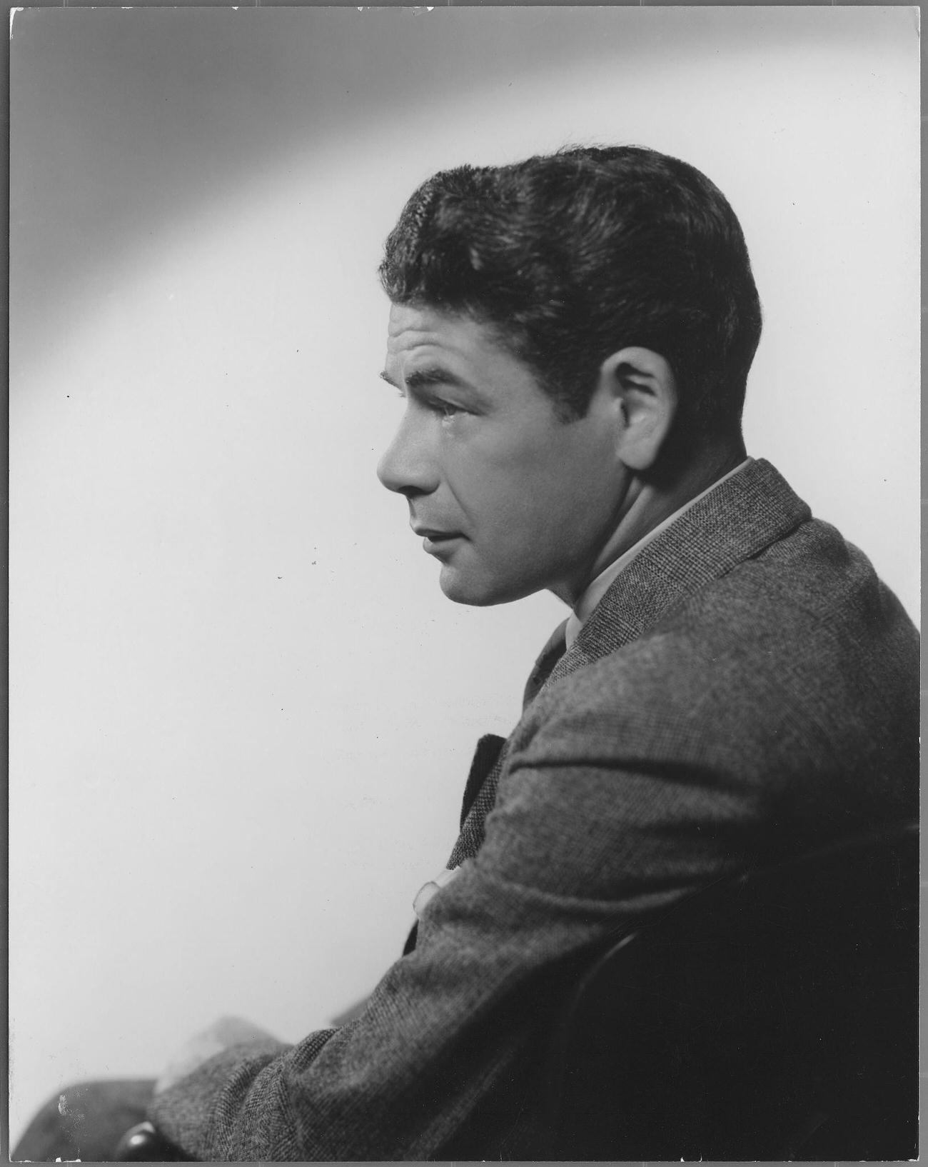 Paul Muni, 1930S