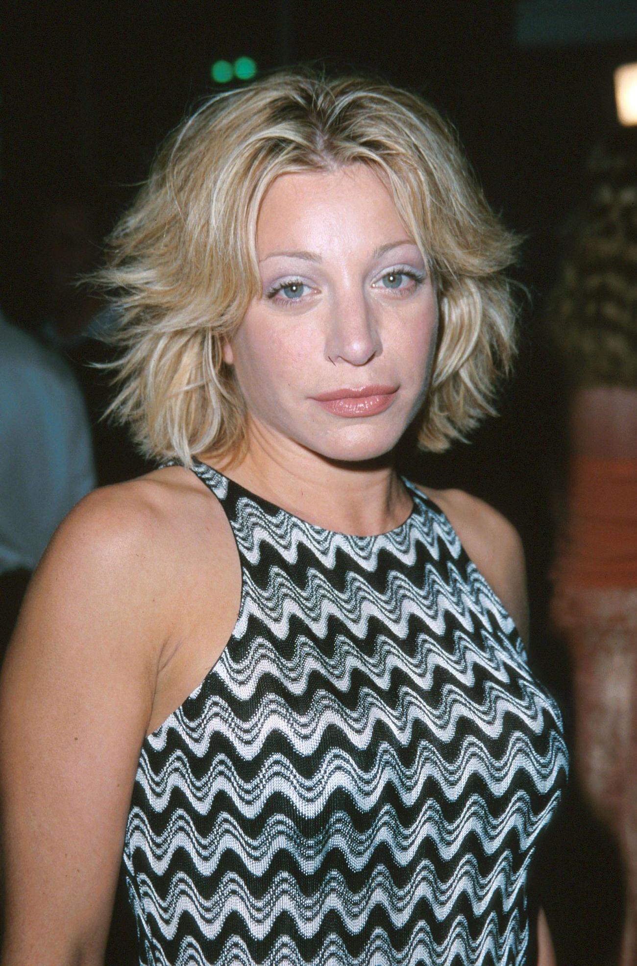 Glamorous Photos of a Young Taylor Dayne from Her Early Days