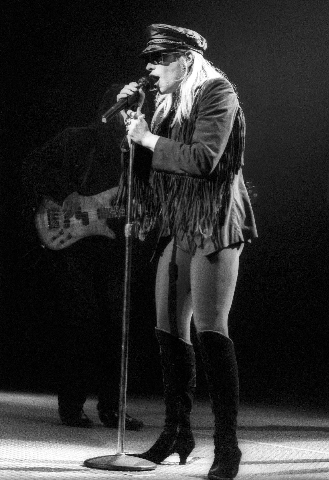 Taylor Dayne Performs At The Beacon Theater, May 16, 1990, New York City.