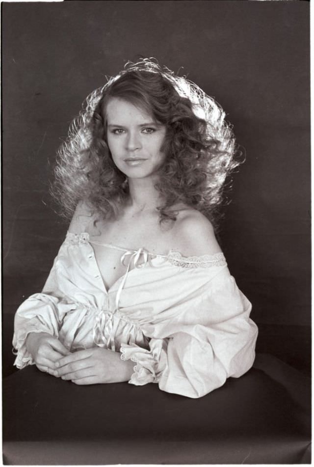 Shining A Light On Teresa Ann Savoy: An In-Depth Look At Her Life And Career With Stunning Photos