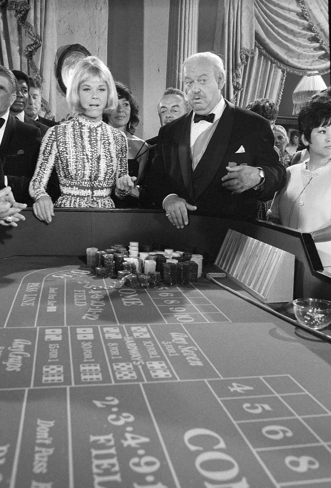 'The Doris Day Show' With Doris Day And John Banner, Episode 'The Crapshooter Would Be King', June 16, 1971.