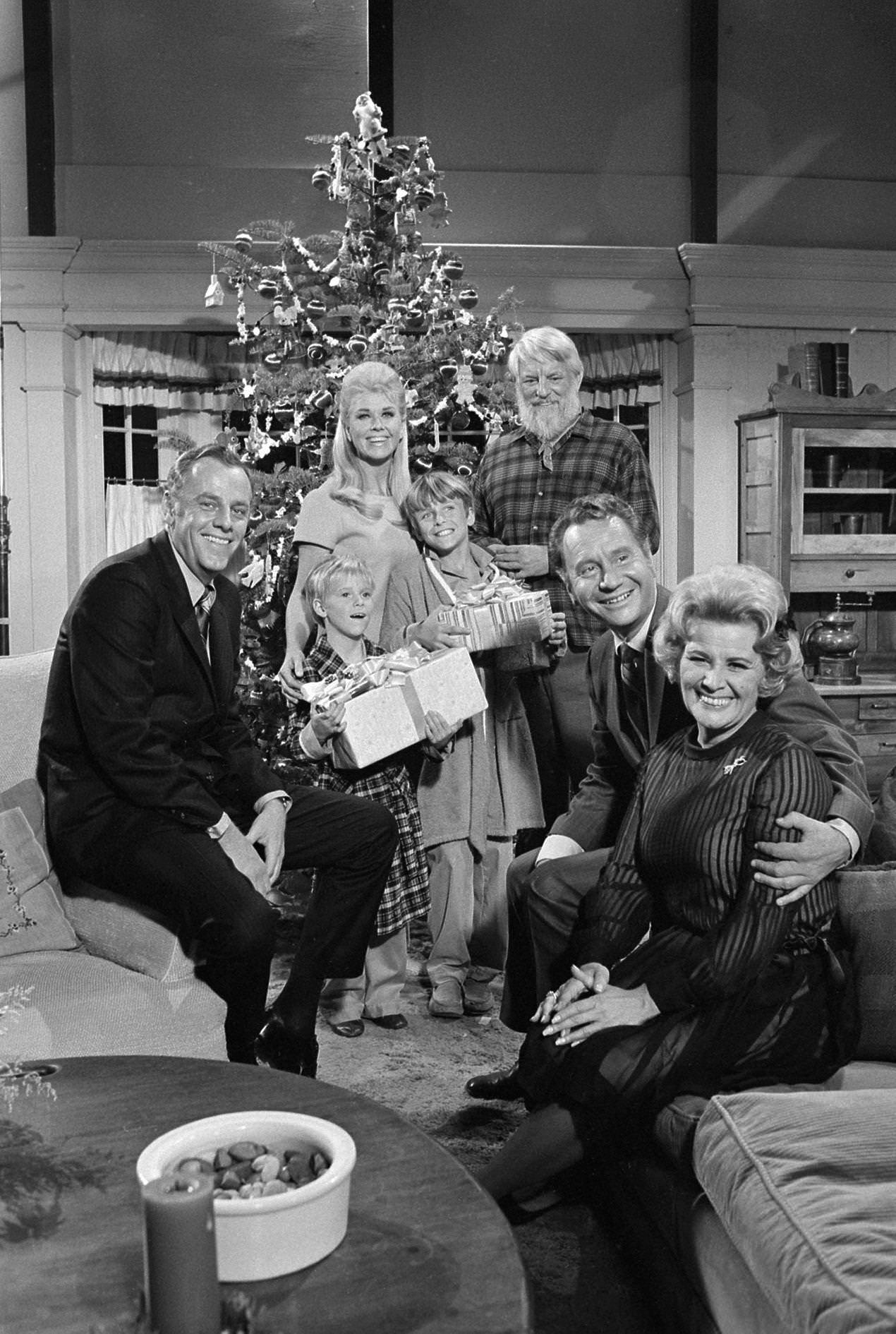 'The Doris Day Show' Christmas Portrait With Cast, Episode 'A Two Family Christmas', October 22, 1969.