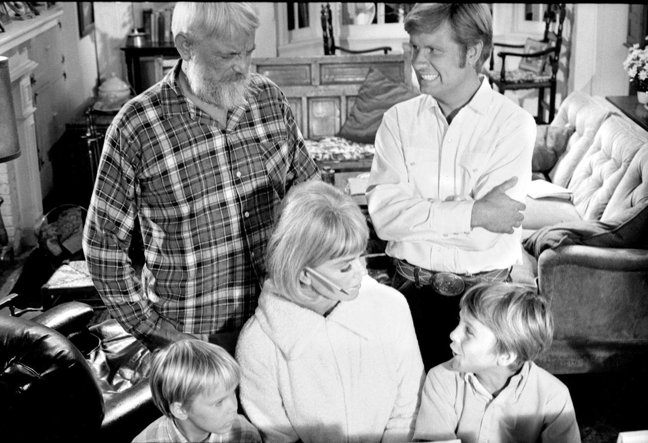 'The Doris Day Show', Episode 'The Song Writer' With Cast, September 18, 1968.
