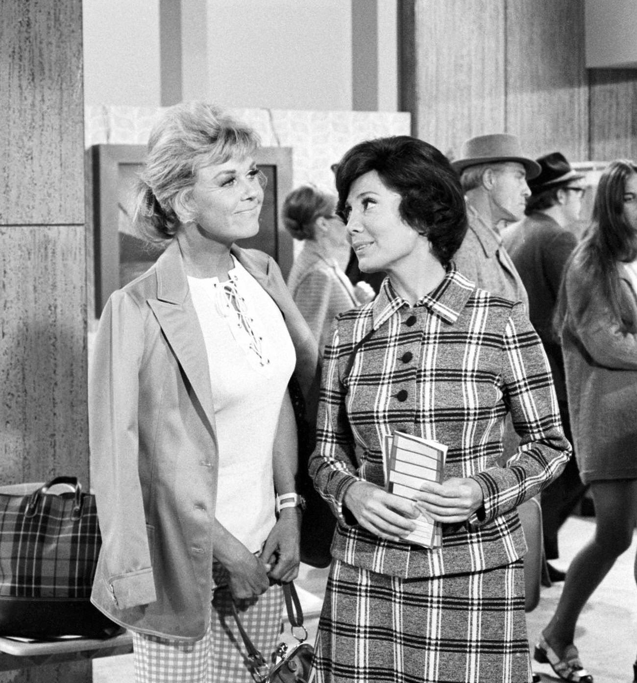 'The Doris Day Show' With Doris Day And Jackie Joseph, Episode 'When In Rome. Don'T', July 22, 1971.