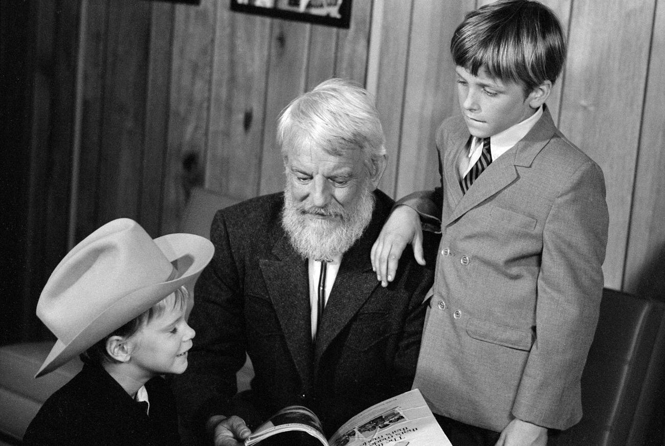 'The Doris Day Show', Episode 'Doris Gets A Job' With Todd Starke, Denver Pyle, And Philip Brown, June 18, 1969.