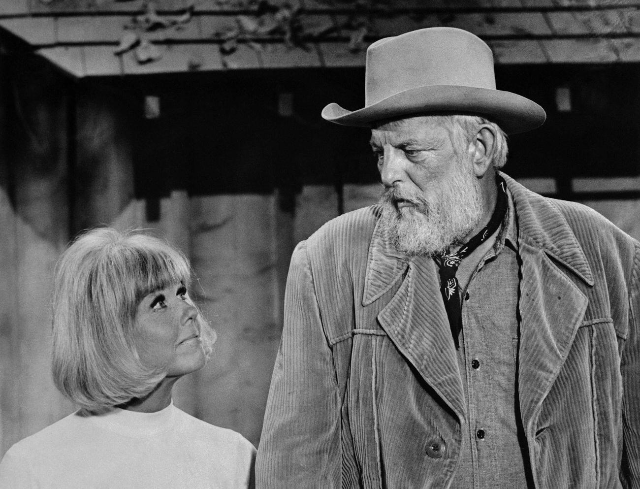 Doris Day With James Hampton And Denver Pyle In 'The Doris Day Show'