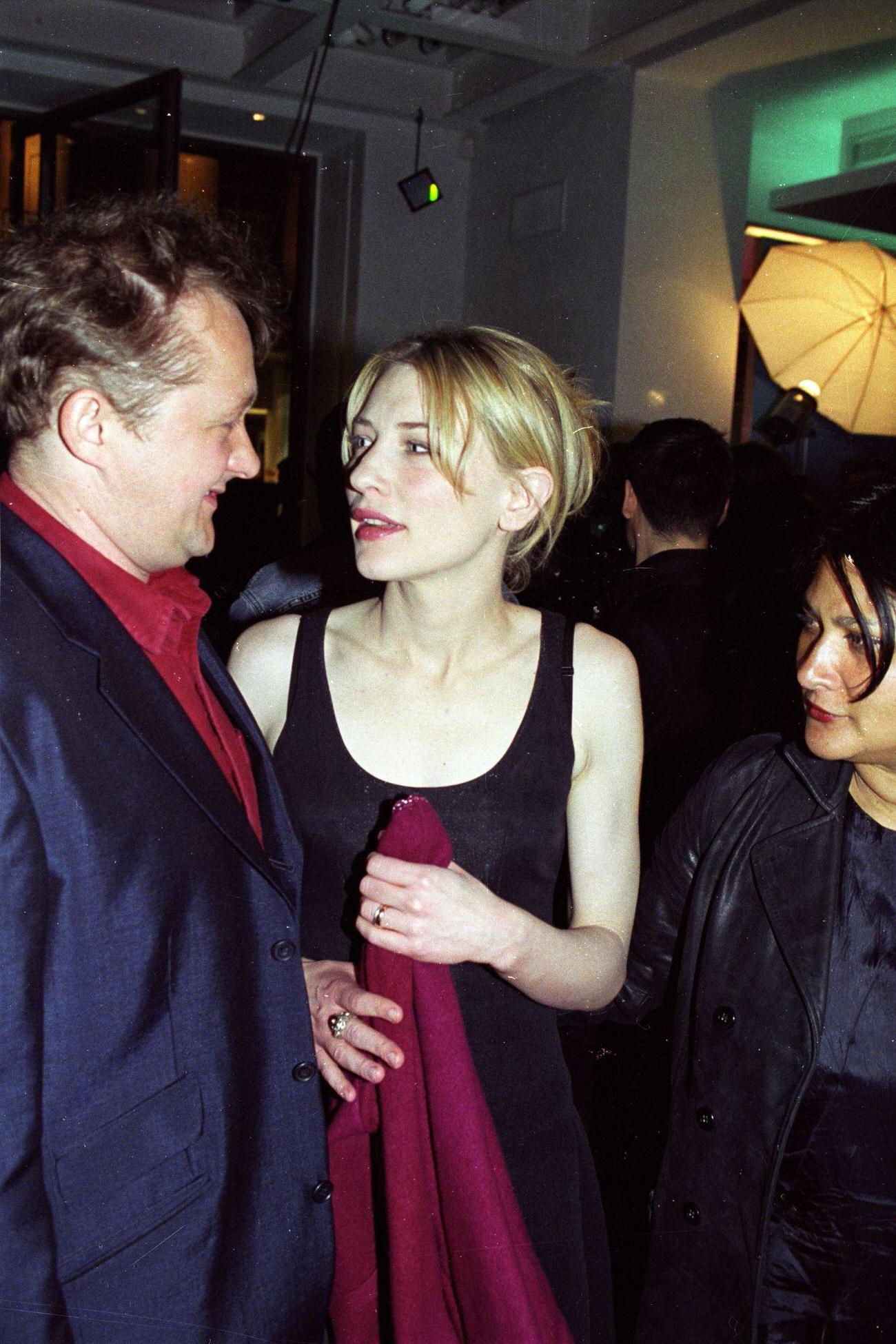 Cate Blanchett At The Versace Jeans Couture Party In London.