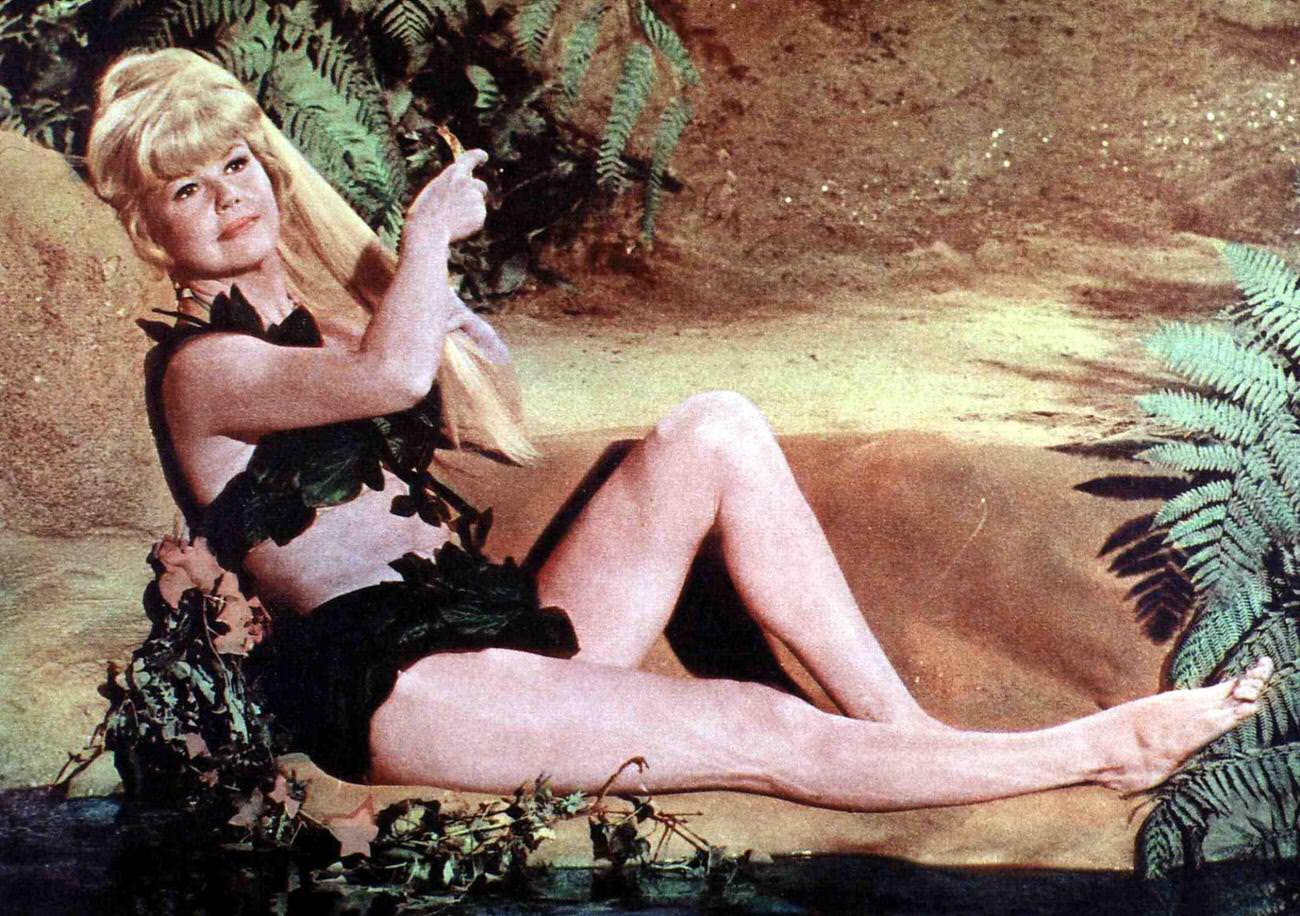 &Amp;Quot;Eine Zuviel Im Bett, Move Over Darling&Amp;Quot; Featuring Doris Day, 1963.