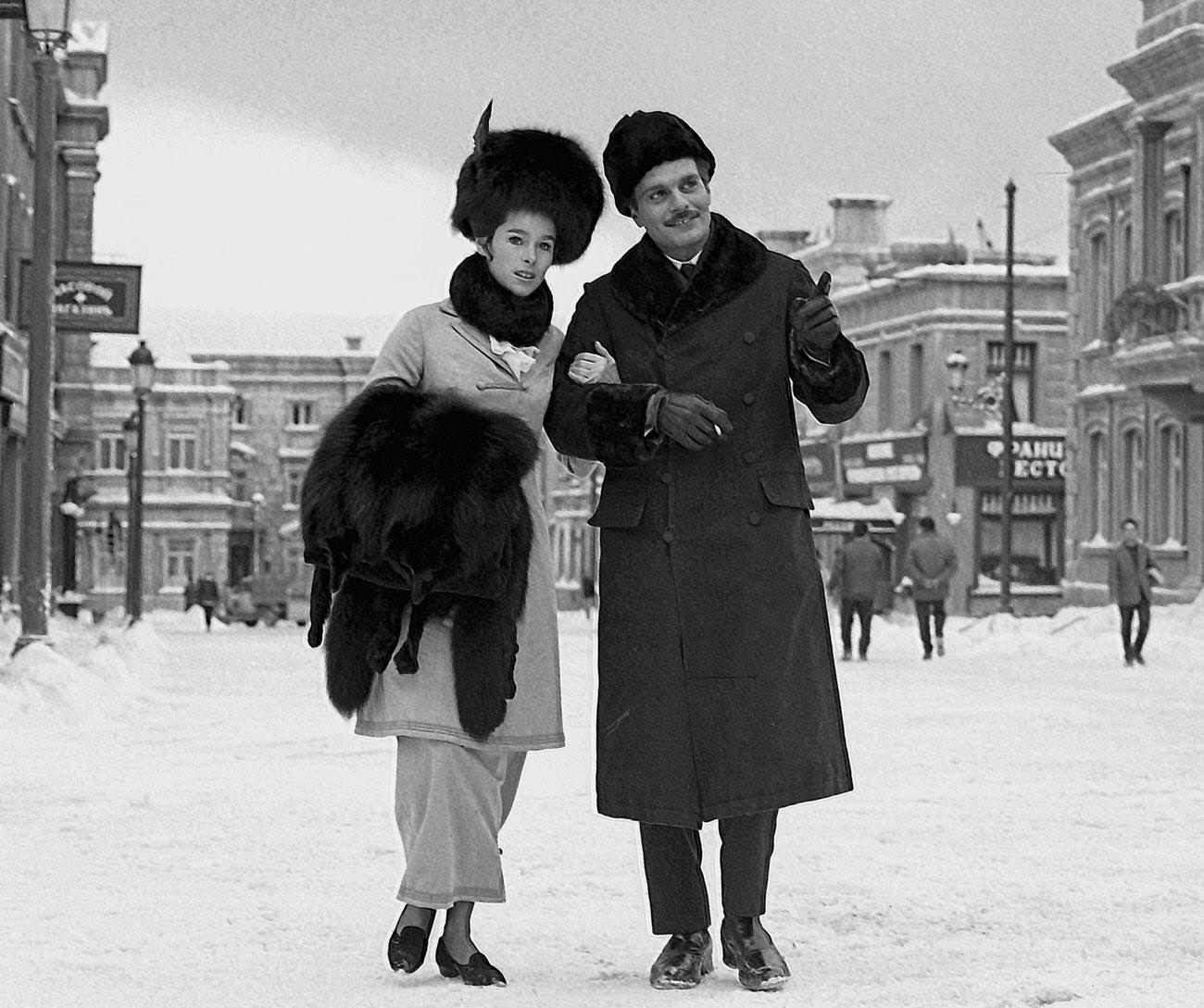 Geraldine Chaplin With Egyptian Actor Omar Sharif During The Filming Of &Amp;Quot;Doctor Zhivago&Amp;Quot;, Madrid, Spain, 1965.