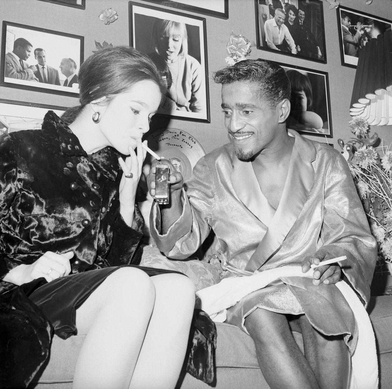 Geraldine Chaplin Chats With Sammy Davis Jr. In His Dressing Room After A Performance Of Golden Boy In New York.