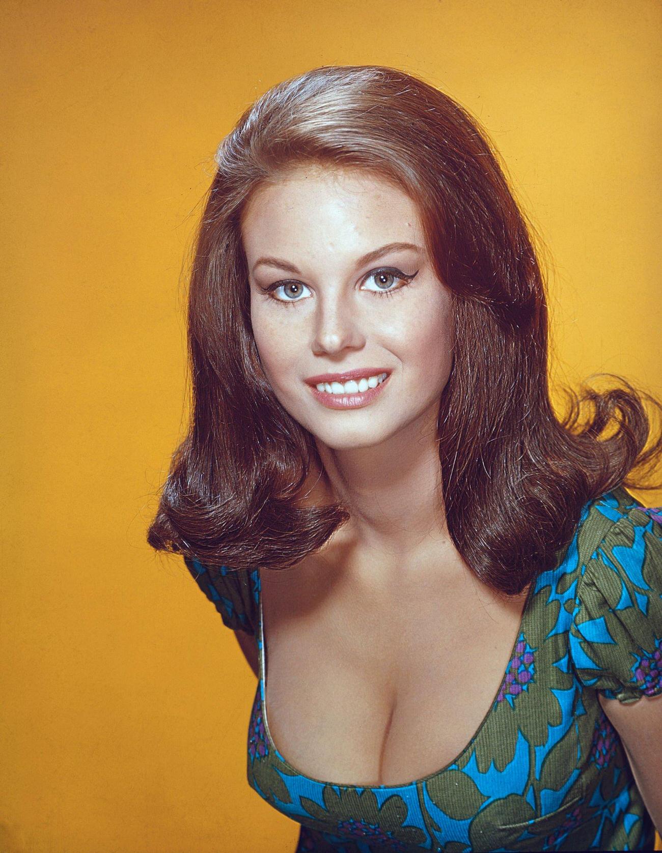 LANA WOOD 1972 A PLACE CALLED TODAY busty sweater girl color 7x10 portrait