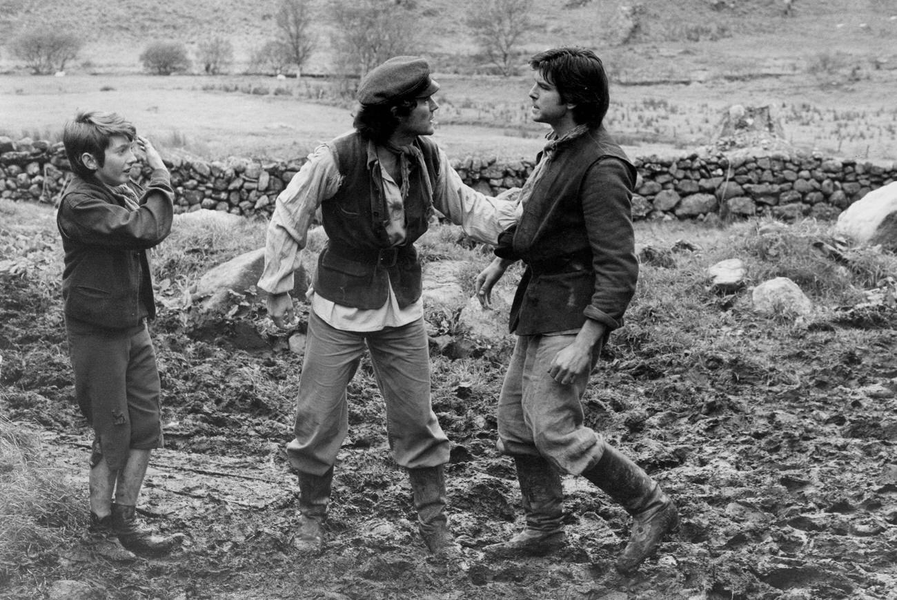 Jim Culleton, Nicholas Hammond, And Pierce Brosnan In &Amp;Quot;The Manions Of America,&Amp;Quot; 1981.